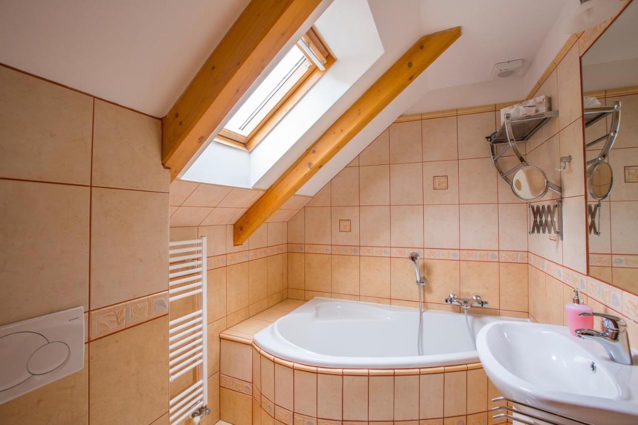 Happy House Apartments & Sauna ชปินด์เลอรูฟ มลิน ภายนอก รูปภาพ